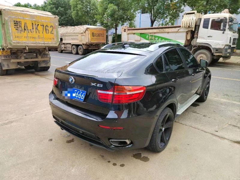 宜昌14年宝马X68