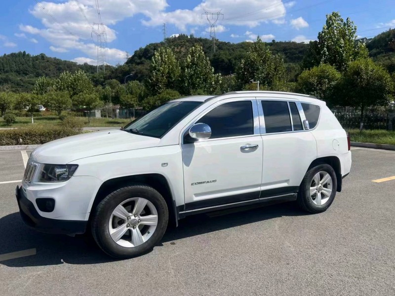 宜昌16年Jeep指南者3