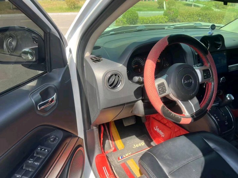 宜昌16年Jeep指南者7