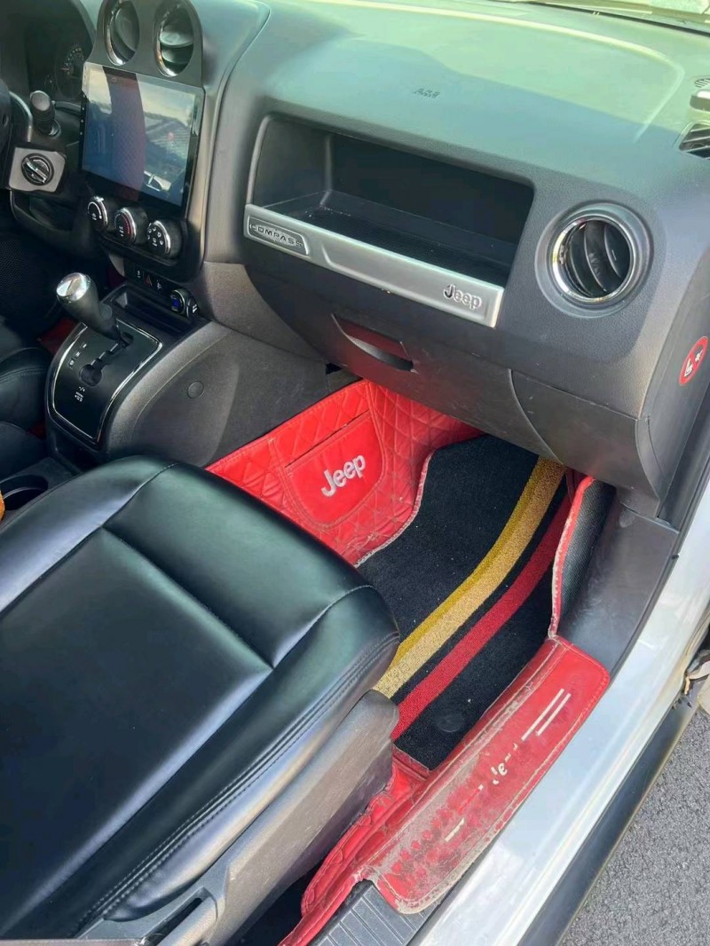 宜昌16年Jeep指南者8