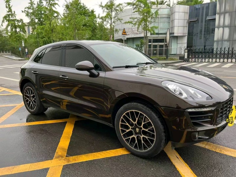 枣庄17年保时捷Macan5