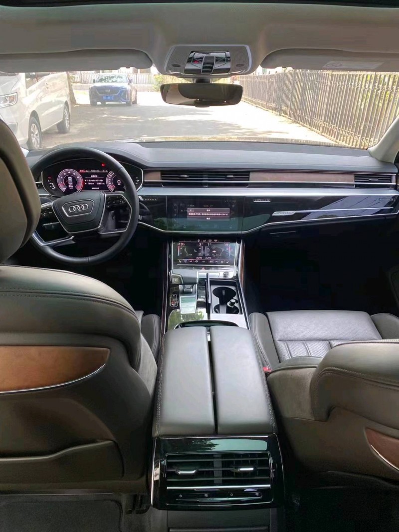 枣庄20年奥迪A8L3