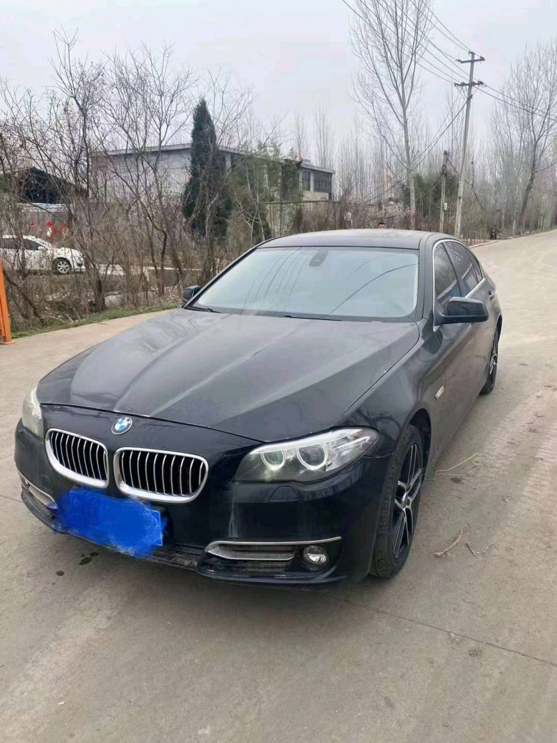 北京12年宝马5系8