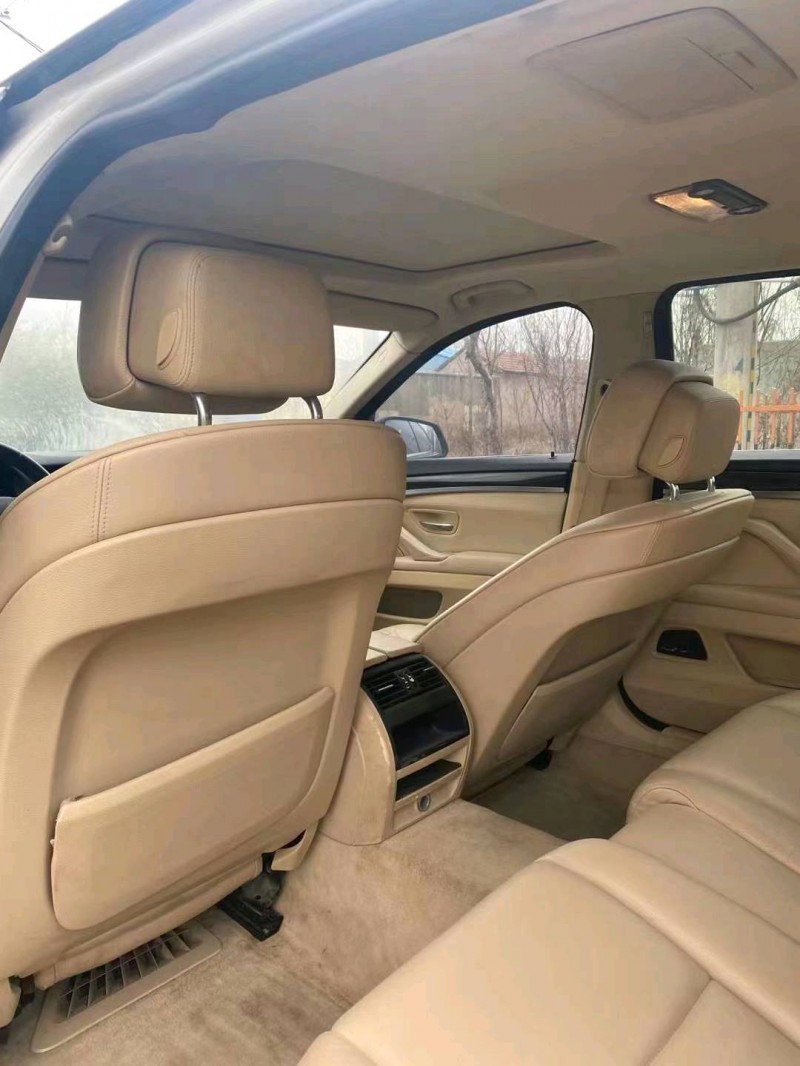 北京12年宝马5系3