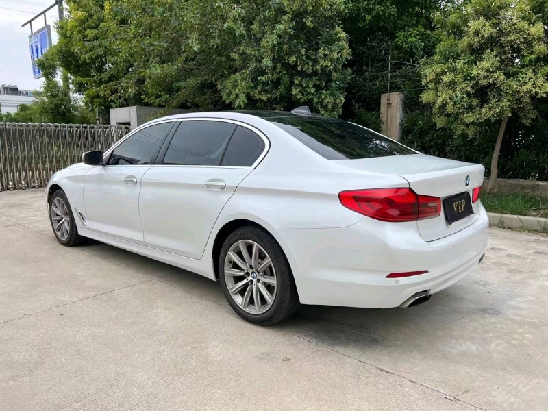 盐城17年宝马5系9