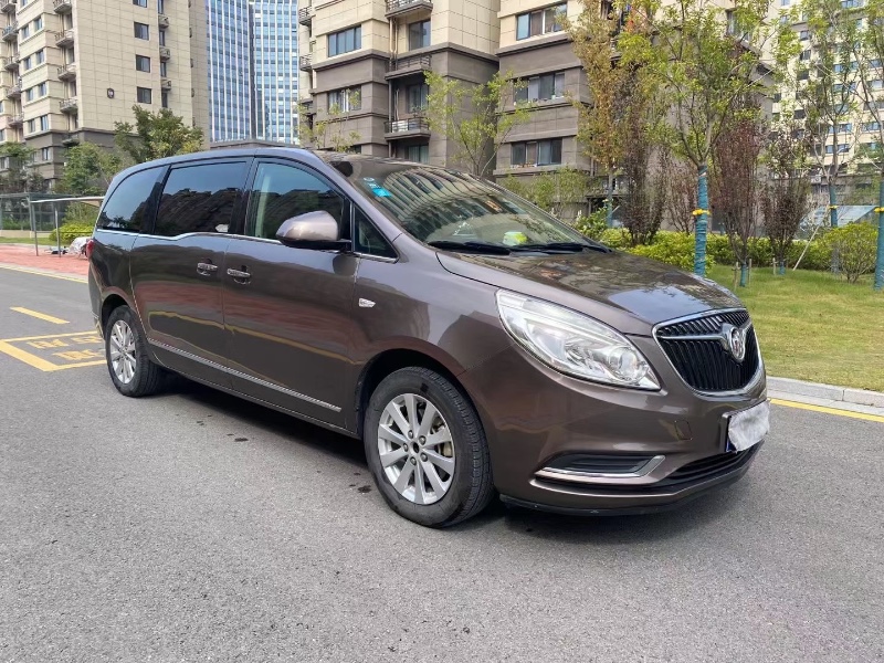 徐州17年别克GL84