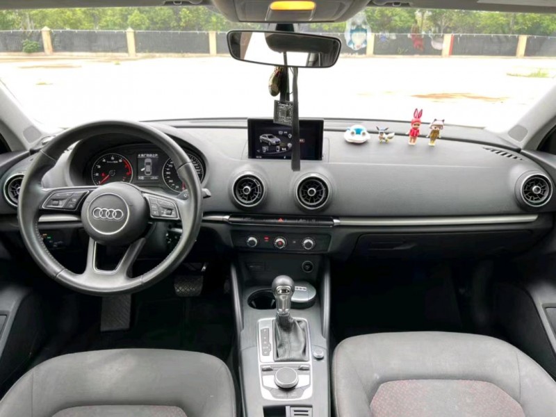 盐城19年奥迪A33