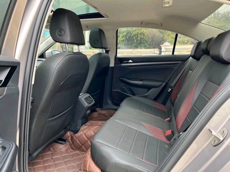 盐城19年大众宝来5