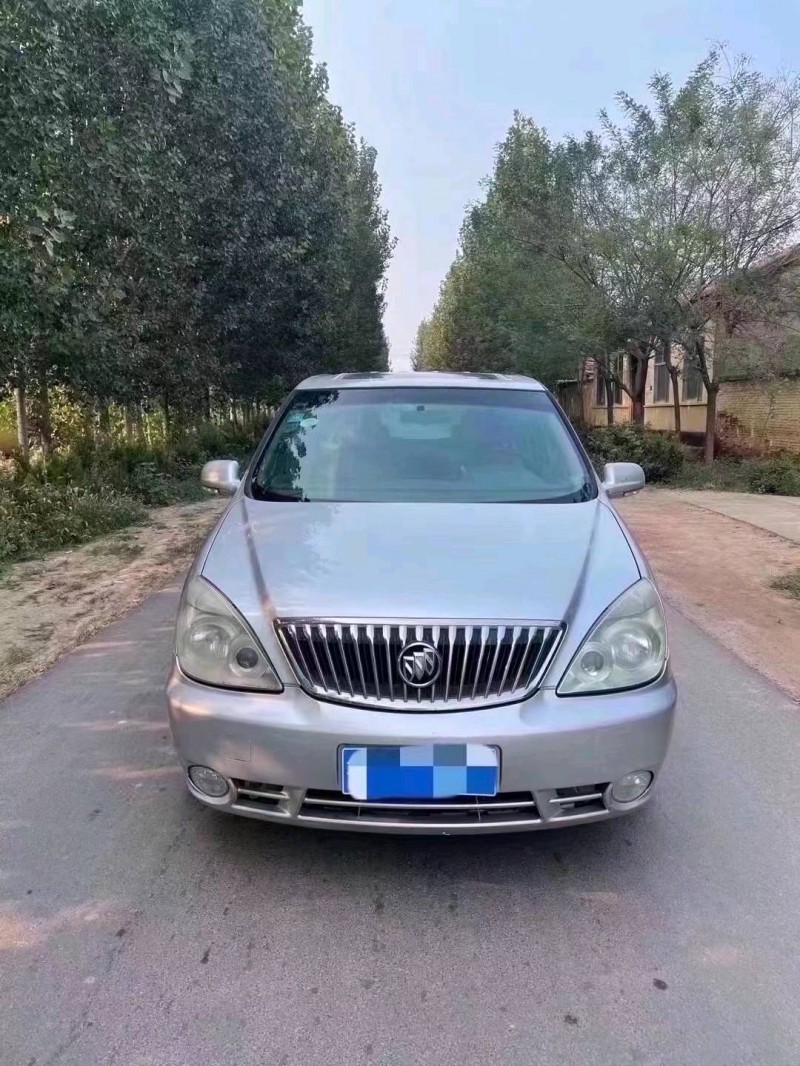 枣庄12年别克GL88