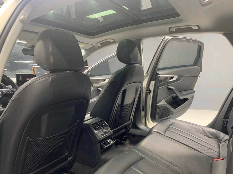 成都17年奥迪A4L3