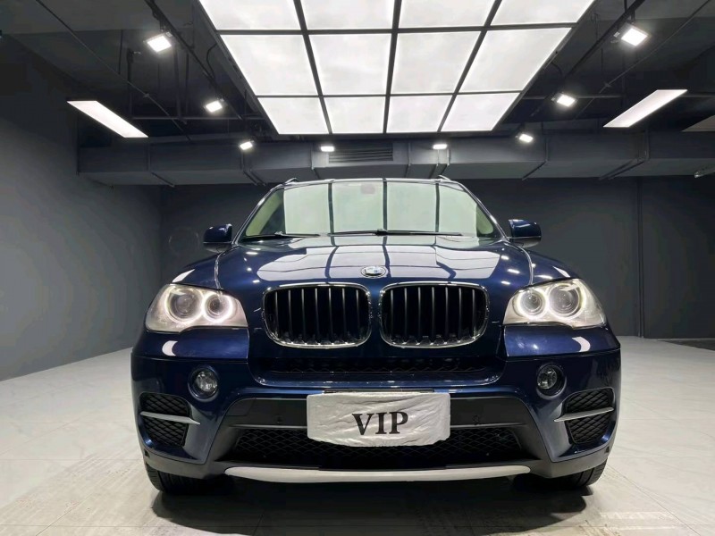 成都11年宝马X51