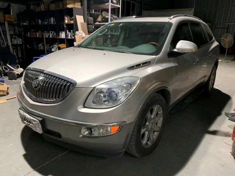 中山09年别克昂科雷2