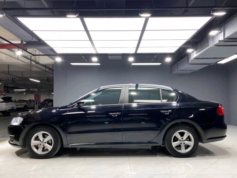 成都17年大众朗逸2