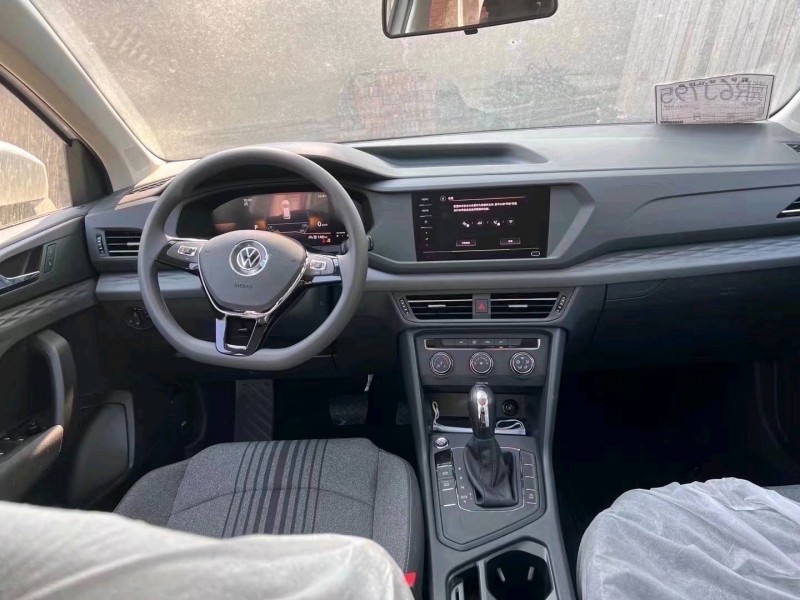 保定22年大众探岳7