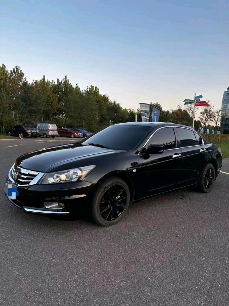 东营13年本田雅阁3