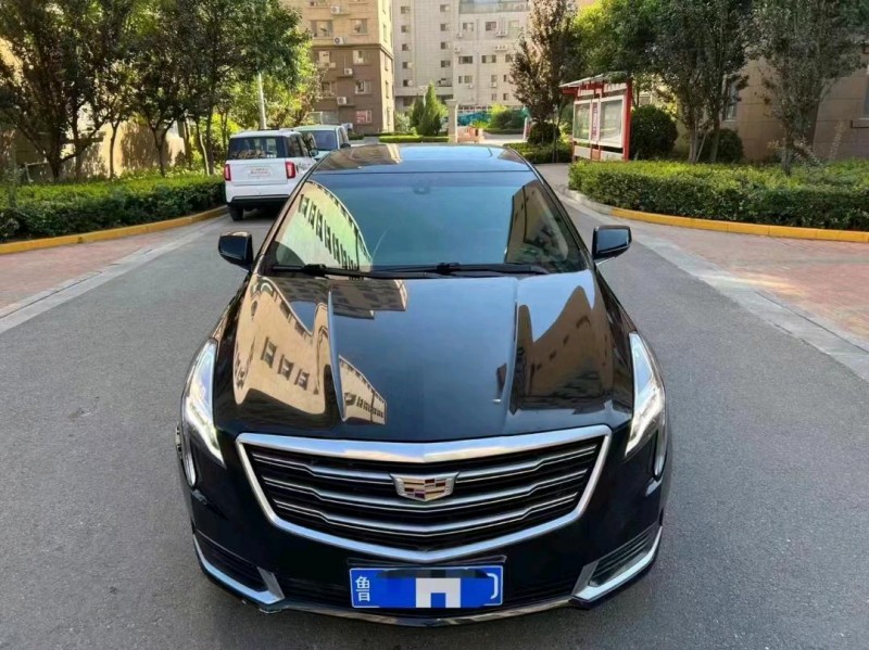 枣庄18年凯迪拉克XTS8