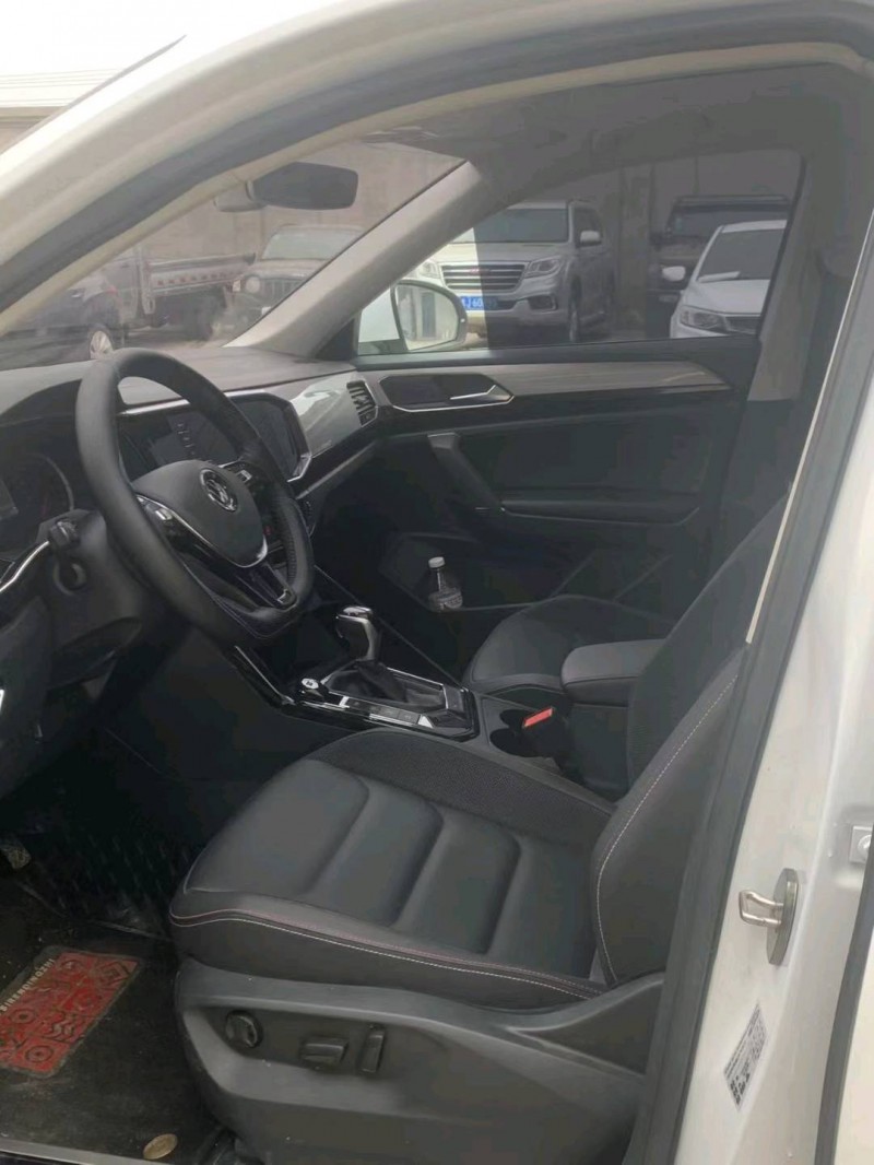 保定21年大众探岳1