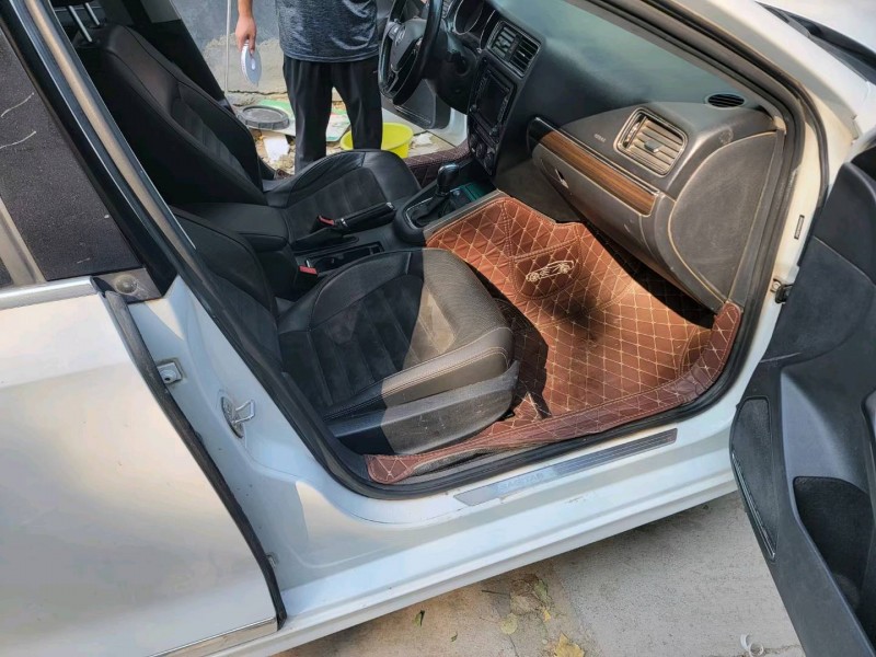 济南16年大众速腾7