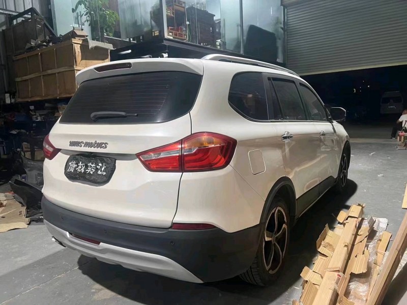 中山18年SWM斯威汽车X76