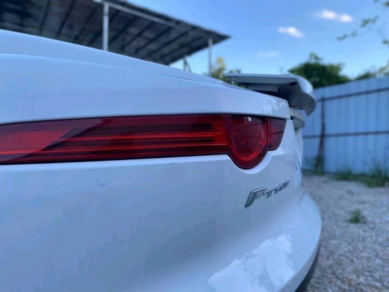 中山15年捷豹F-Type9