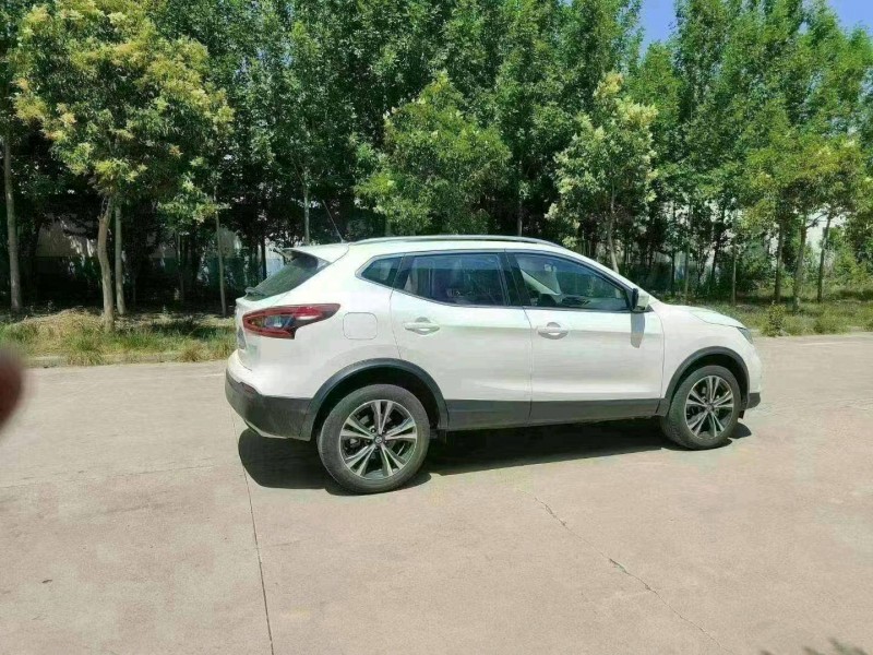 济南22年日产逍客1