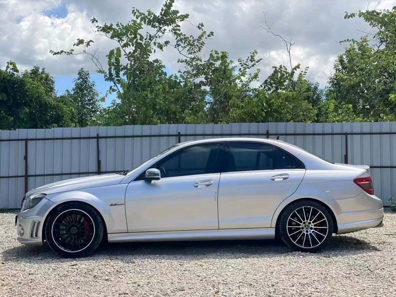 中山11年奔驰AMG2