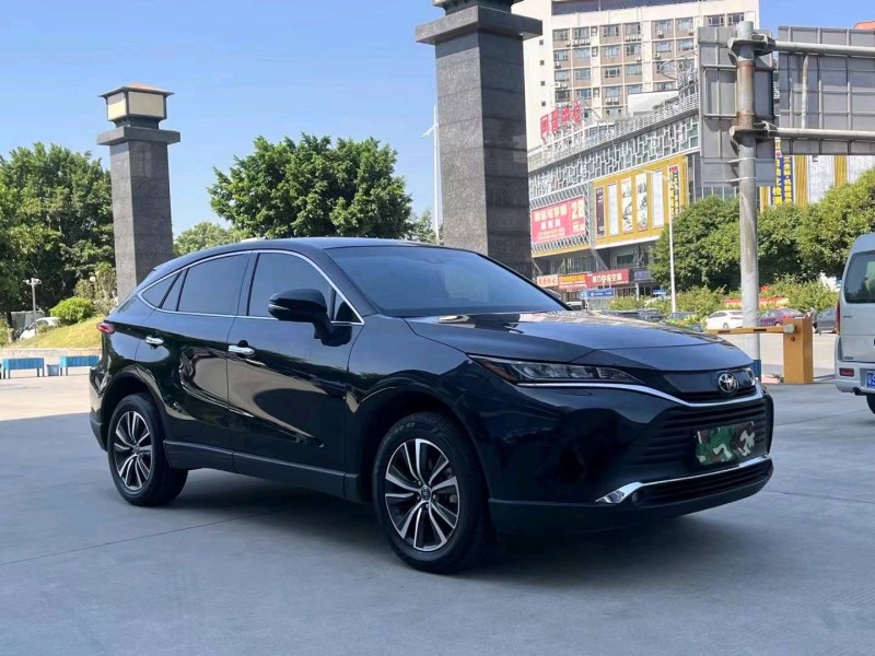 东莞22年丰田凌放8