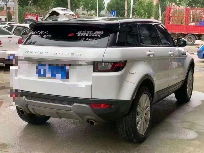 临沂17年路虎极光2