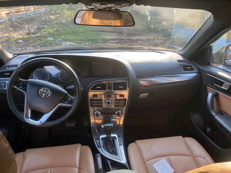 潍坊15年中华V55