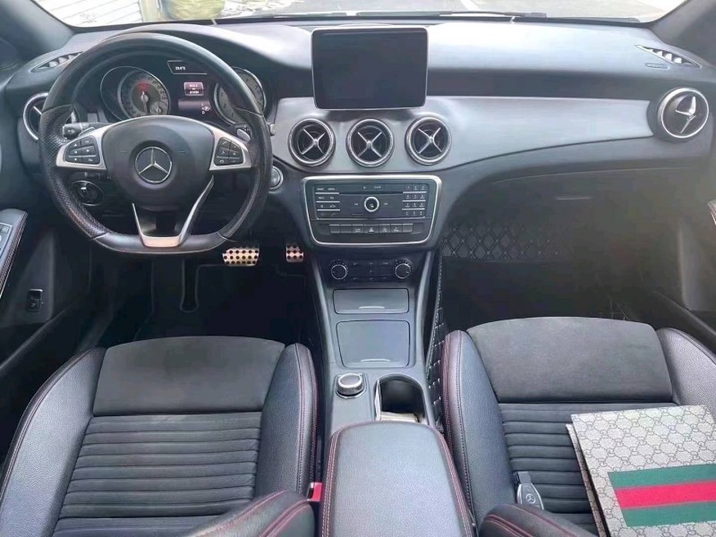 枣庄16年奔驰CLA1