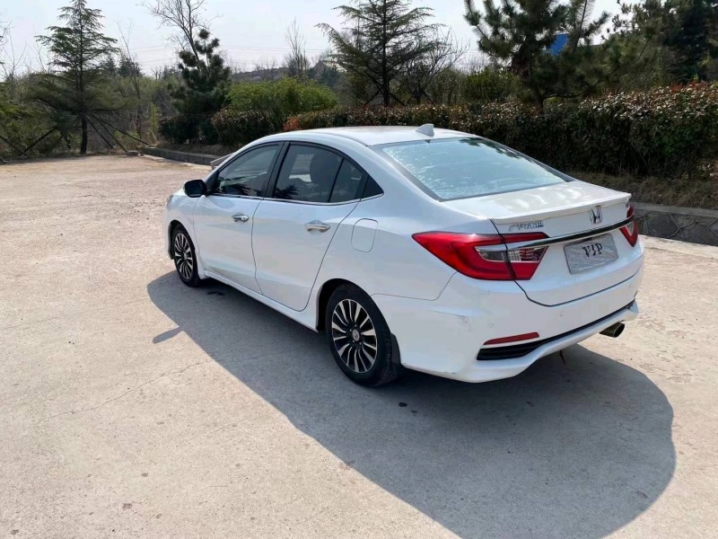 青岛15年本田凌派5