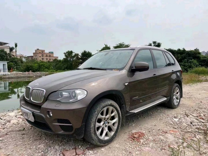 中山12年宝马X52