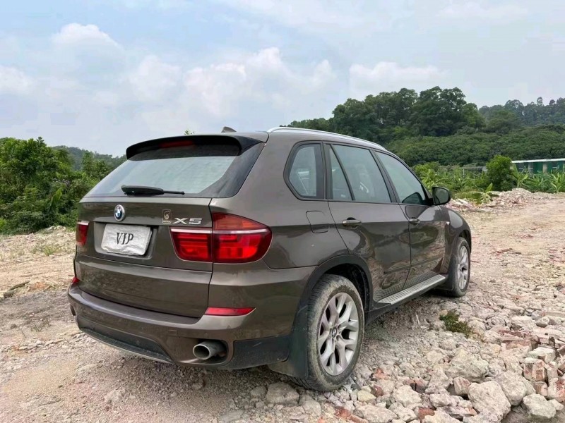 中山12年宝马X55