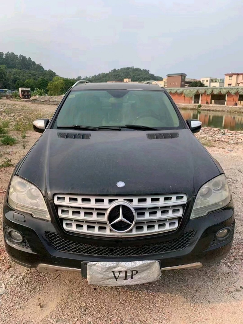 中山09年奔驰ML1