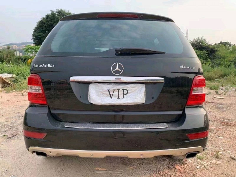 中山09年奔驰ML5