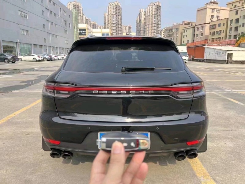 中山15年保时捷Macan6