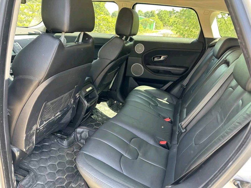 广州14年路虎极光7