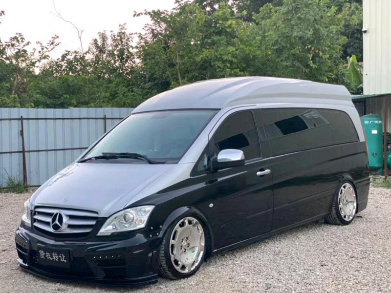 中山13年奔驰威霆1