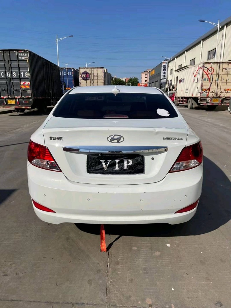 东莞13年现代瑞纳9