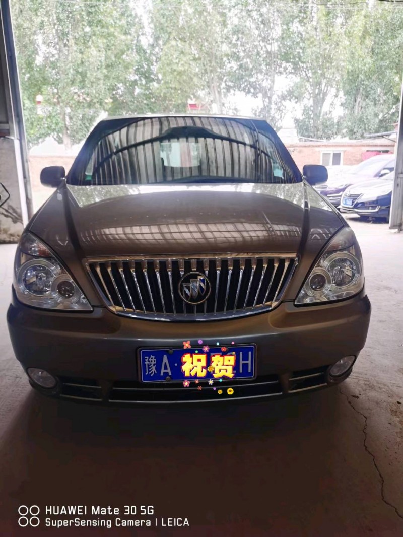 保定16年别克GL61