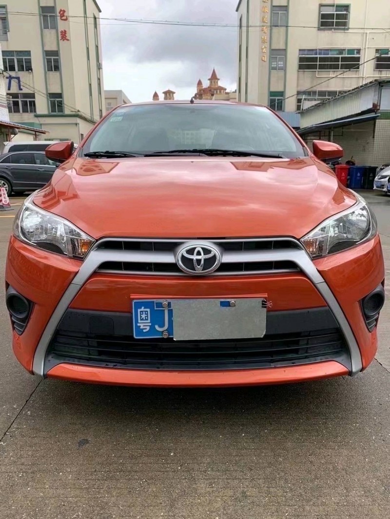 中山16年丰田YARiS L 致炫1
