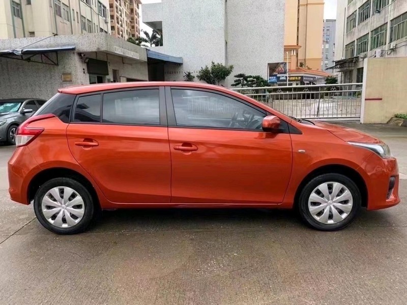 中山16年丰田YARiS L 致炫2