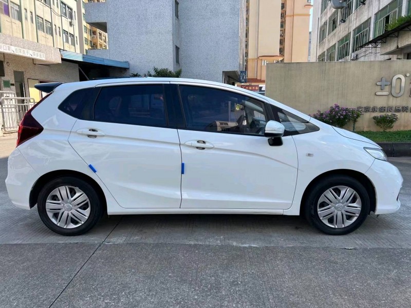 中山19年本田飞度2