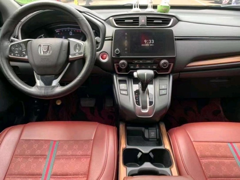中山18年本田CRV8