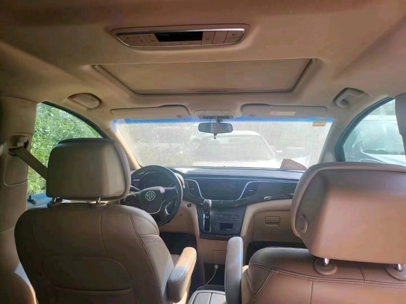 枣庄17年别克GL82