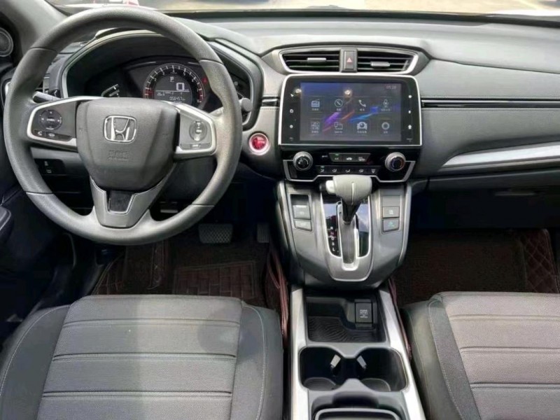 中山18年本田CRV8