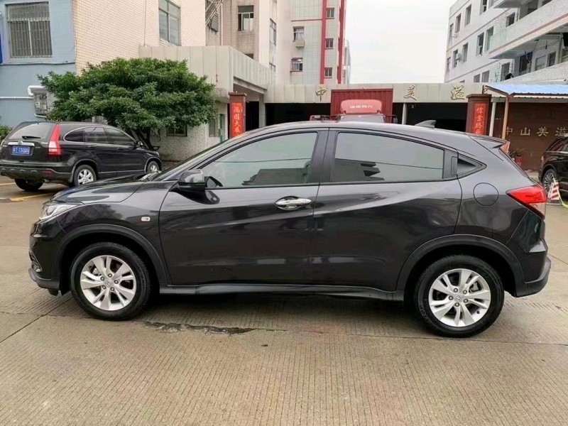 中山20年本田缤智3