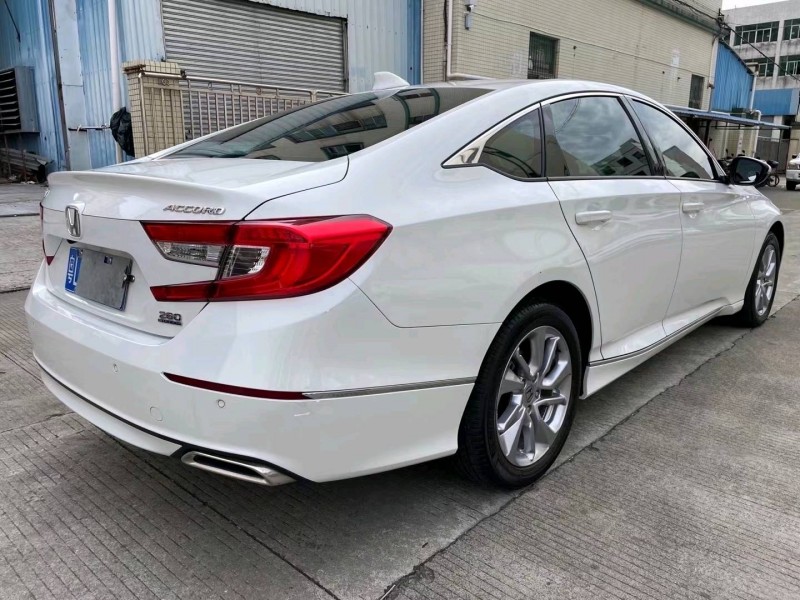 中山21年本田雅阁5