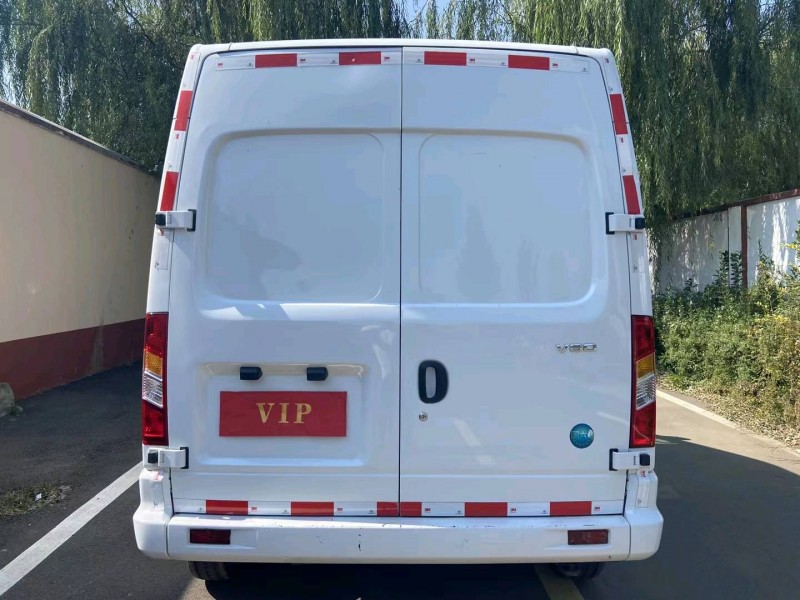 青岛21年大通V801