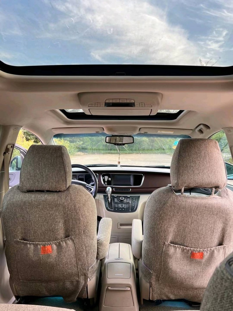 青岛15年别克GL84